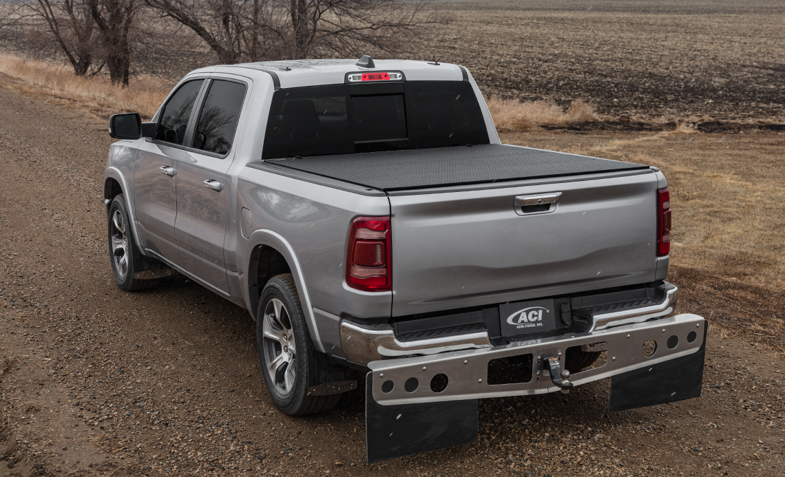 LOMAX STANCE Hard Tonneau Cover 2