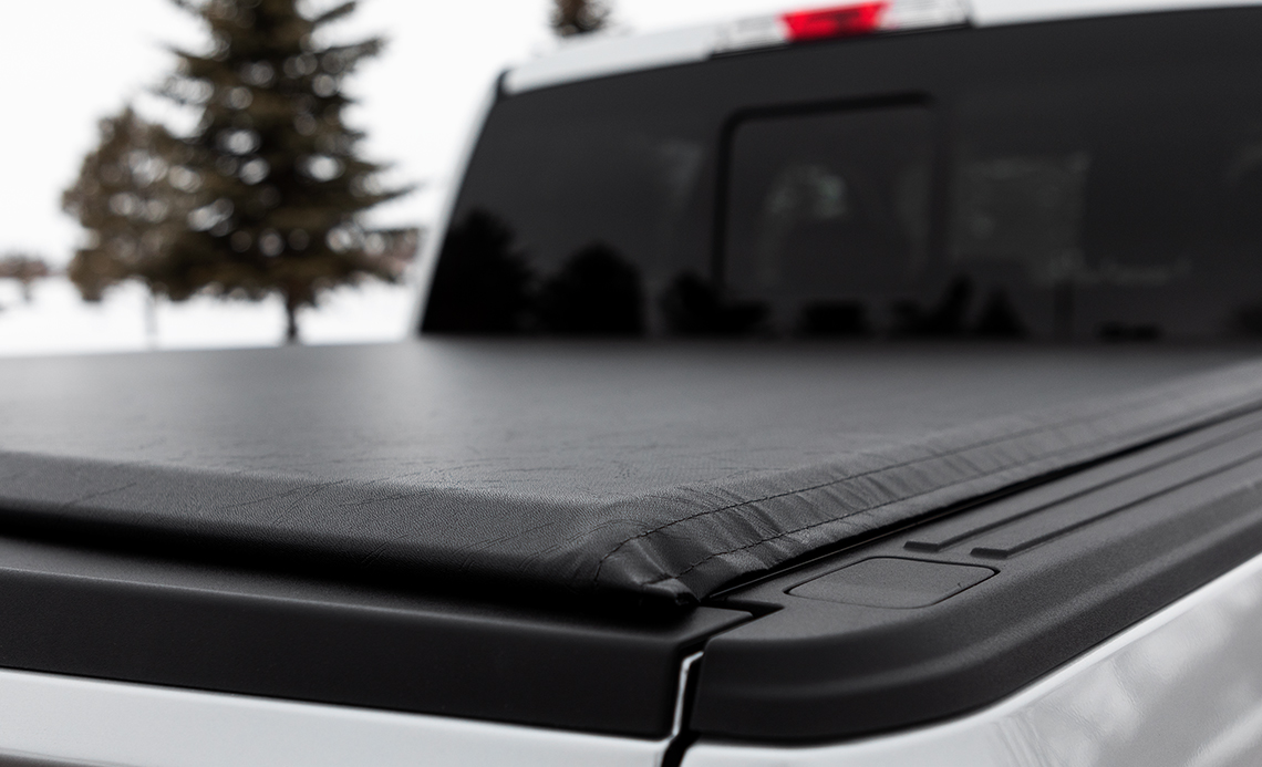 LORADO Low Profile Tonneau Cover 4